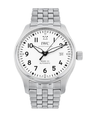 Browse our selection of automatic watches from prestigious brands such as Blancpain, Bell & Ross, Breitling and Rolex.